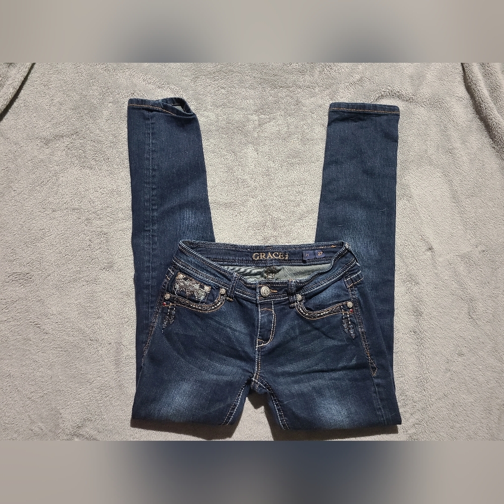 Grace in La Embelissed Skinny Jeans